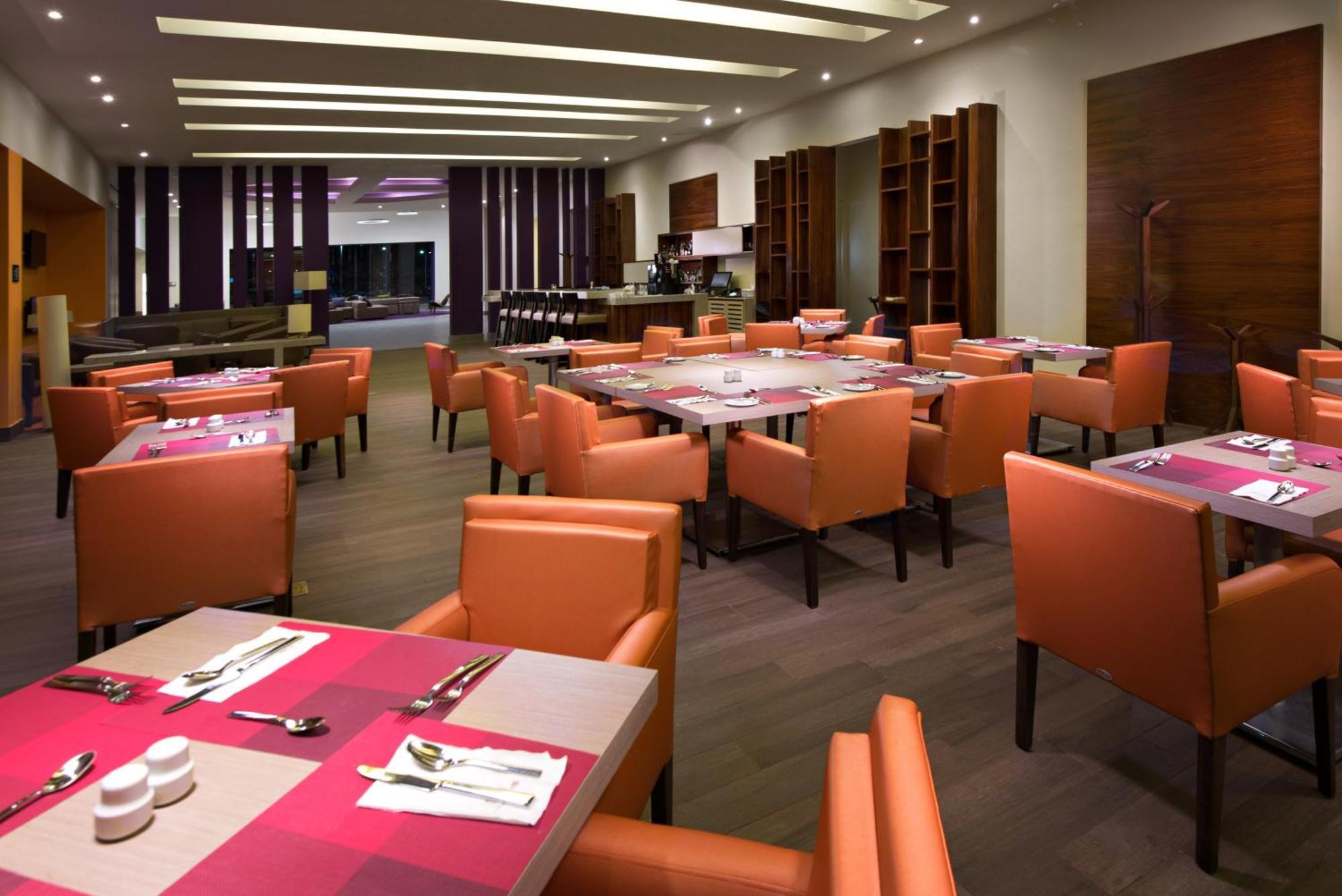 Hilton Garden Inn Monterrey Airport Villa Juarez  Ngoại thất bức ảnh